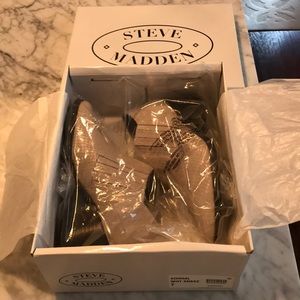 NIB Steve Madden White Snakeskin Booties